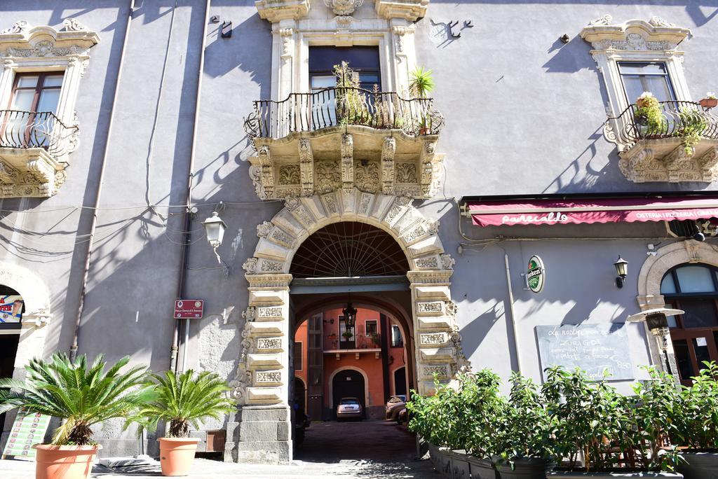 Palazzo Clarenza Di San Domenico Villa Catania Exterior photo